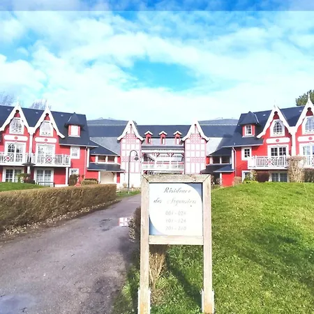 Appart hôtel Argousiers 8 *